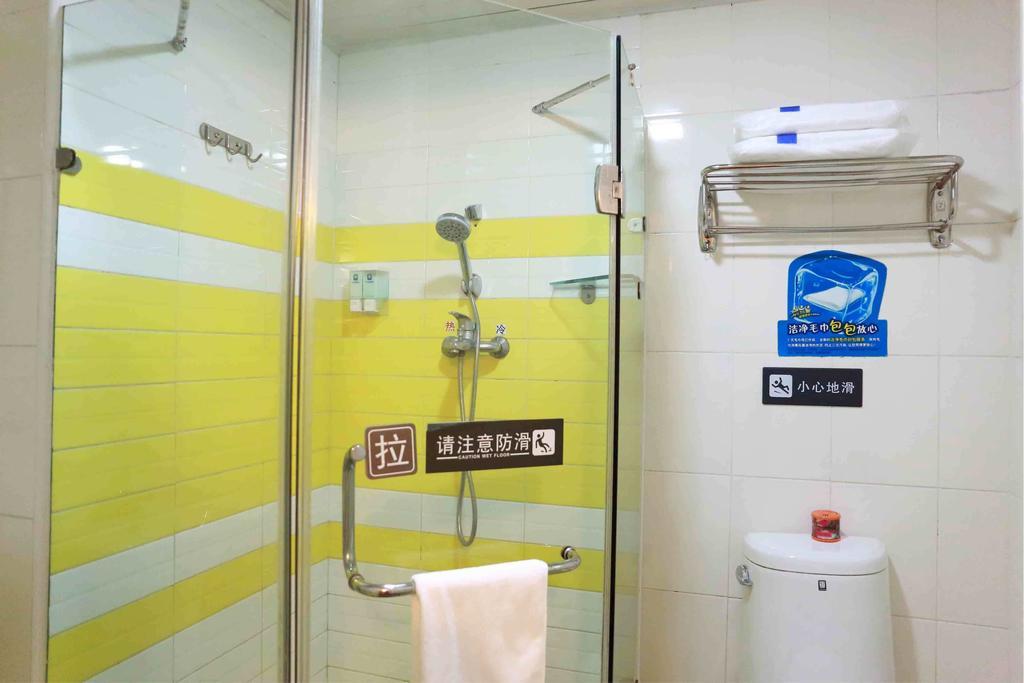 7 Days Inn Shenzhen Railway Station Camera foto